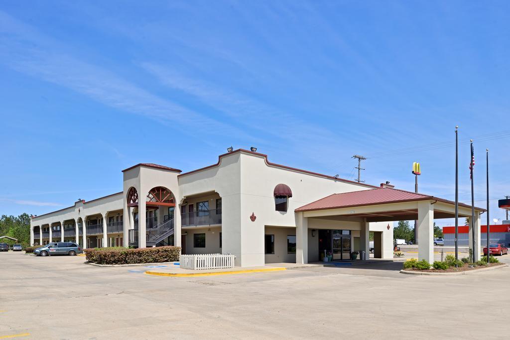 Quality Inn Near Parc Natchitoches Exterior photo