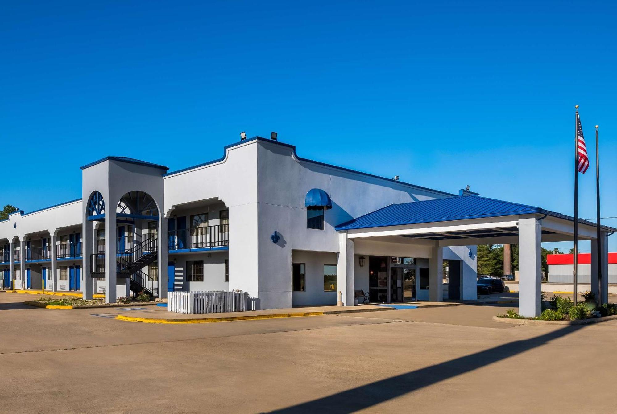 Quality Inn Near Parc Natchitoches Exterior photo